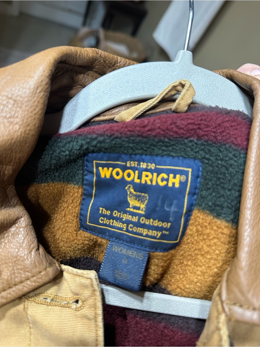 Tan Canvas Woolrich Jacket - Leather collar/ fleece lined - Picture 4 of 7